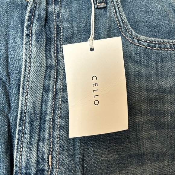 BRAND NEW WITH TAGS Cello 90’s Baggy Jeans - Picture 2 of 6